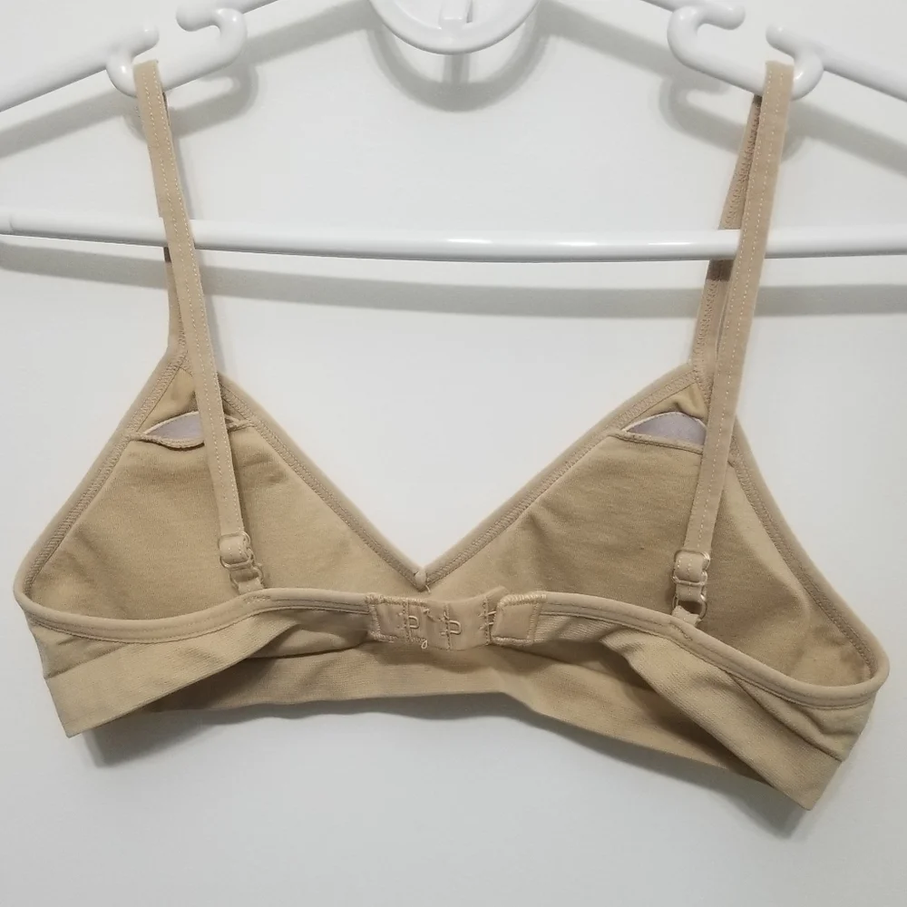 Tan bra, Maidenform, no underwire, Like New! - Picture 2 of 3